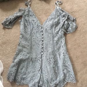 Lace romper with buttons